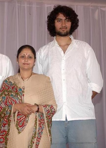 jayasudha son shreyan kapoor,shreyan kapoor s hero,shreyan kapoor in films,jayasudha sons,jayasudha family  హీరోగా ఎంట్రీ కానున్న జయసుధ కుమారుడు..!!